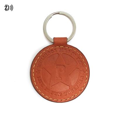 Upscale Keyfob Embossed Customized Keychain Trwały wodoodporny 13,56MHz NFC Key Tag Skóra Keyfob Noszalny NFC RFID Keyfob